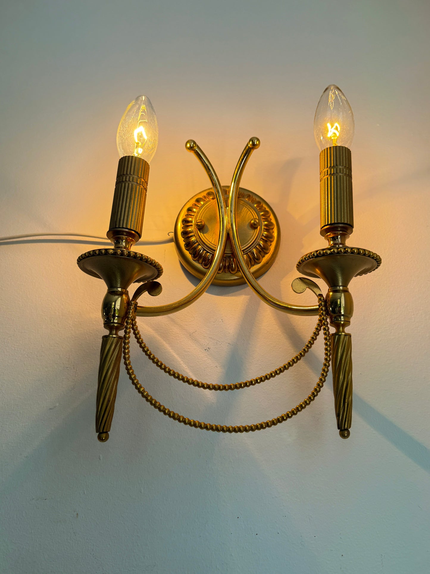Vintage Pair of Gaetano Sciolari Double Wall Sconces in Gilt Brass | Hollywood Regency, 1960/70s