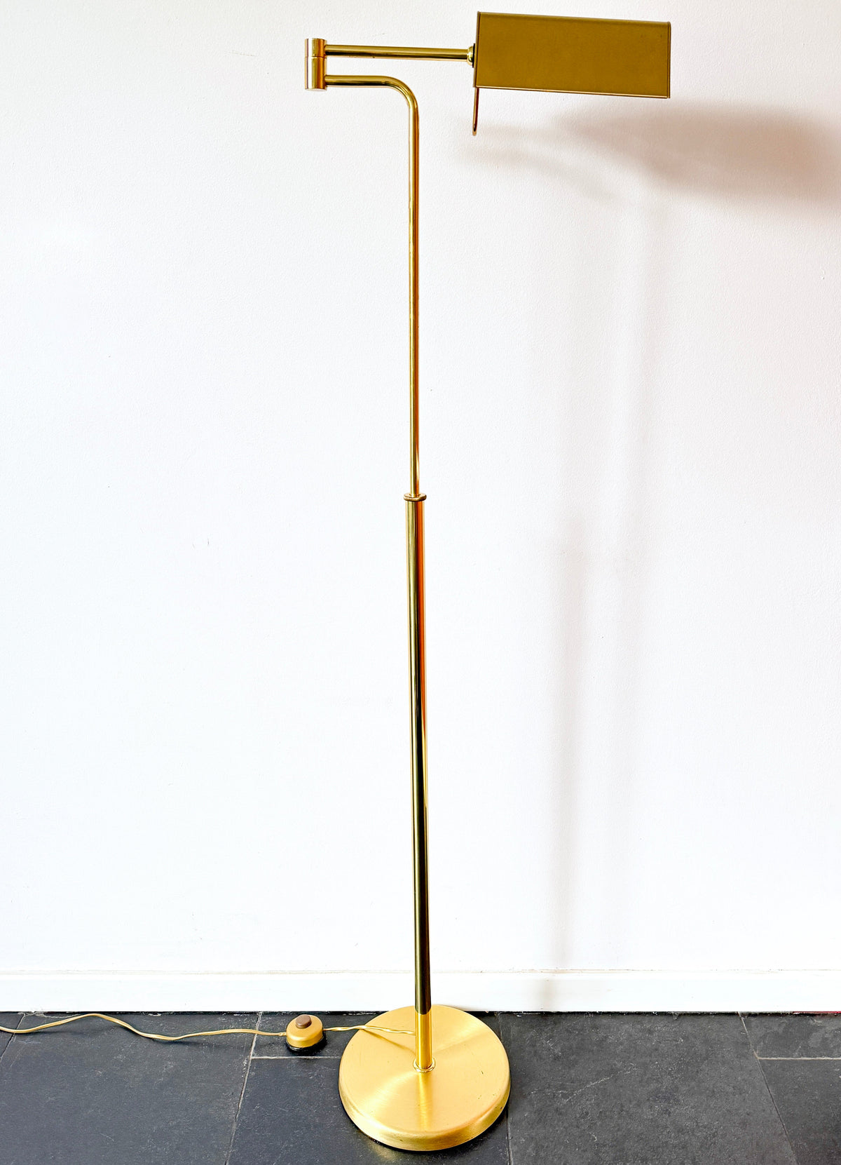 Vintage Dijkstra Brass Floor Lamp with Adjustable Height and Swing Arm | Mid-Century Modern, 1970s