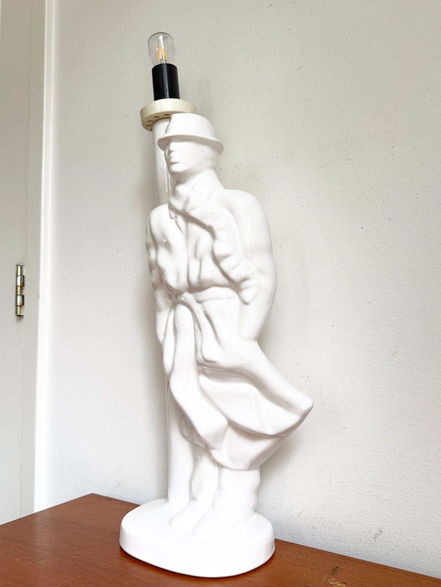 Vintage Ceramic Detective Table Lamp | Modernist, late 20th Century
