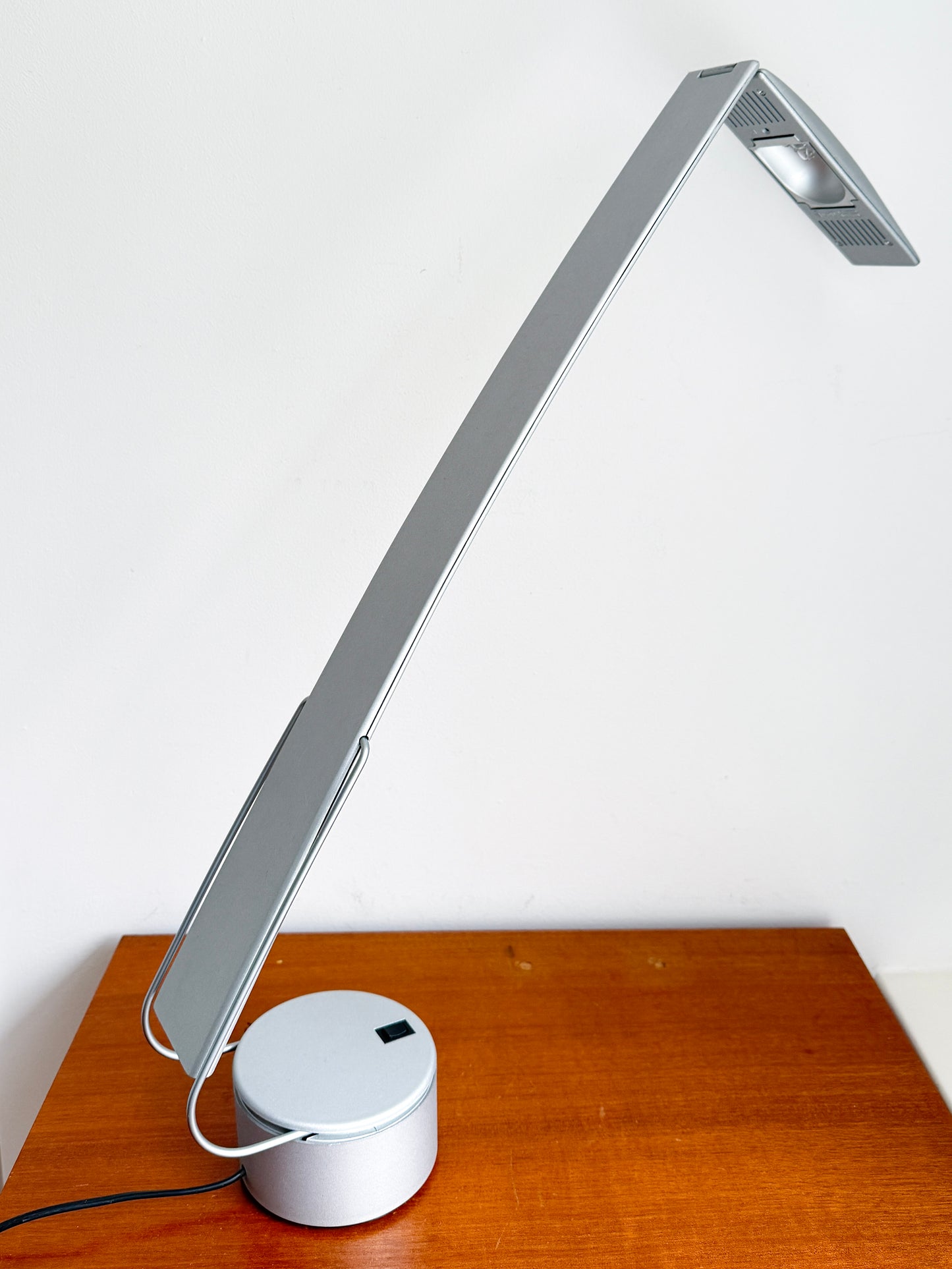 Vintage Italiana Luce Desk Lamp 'Dove' by Mario Barbaglia & Marco Colombo | Modern Italian, 1980s