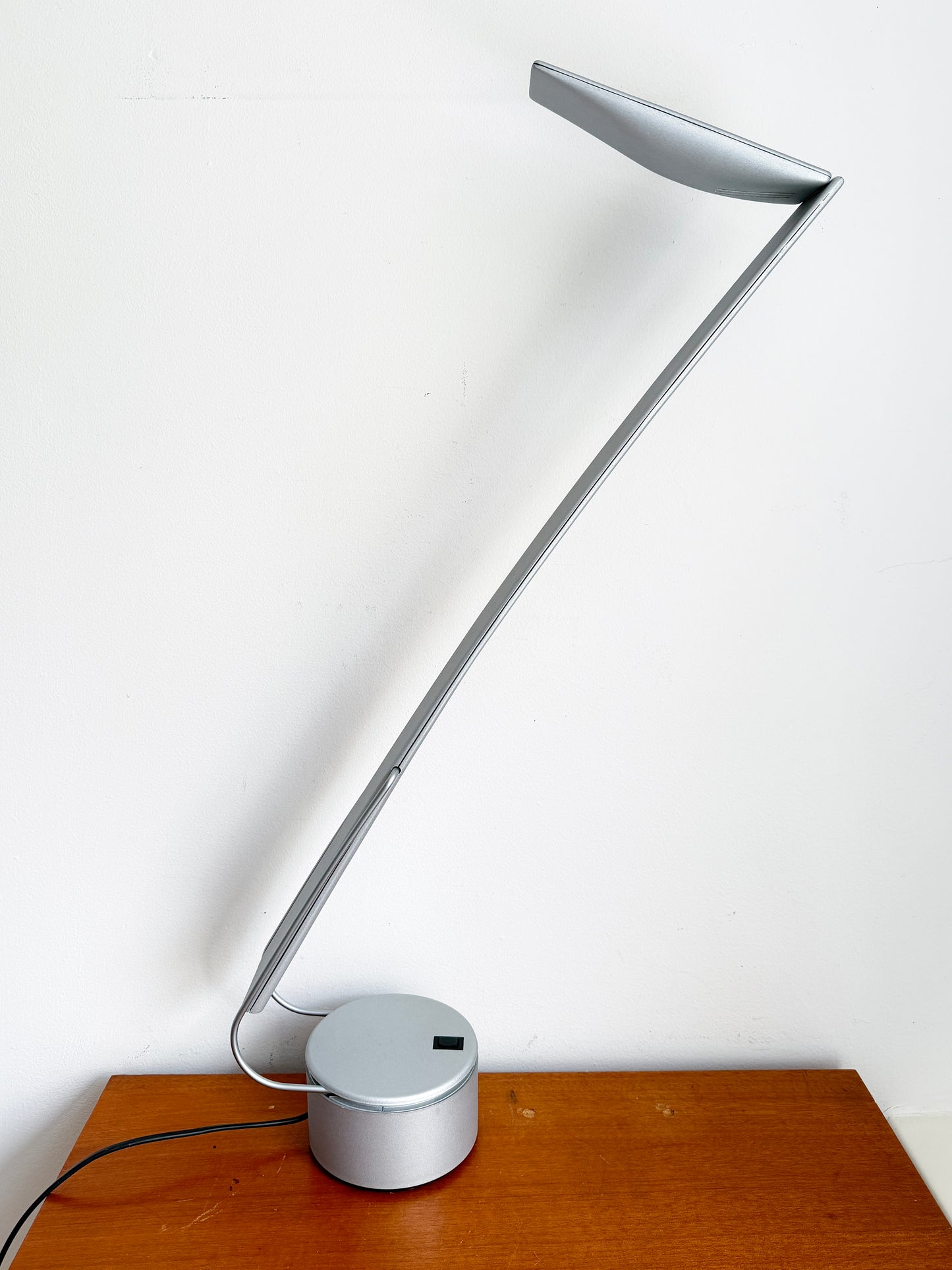 Vintage Italiana Luce Desk Lamp 'Dove' by Mario Barbaglia & Marco Colombo | Modern Italian, 1980s