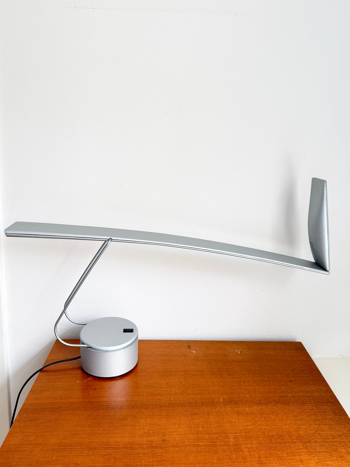 Vintage Italiana Luce Desk Lamp 'Dove' by Mario Barbaglia & Marco Colombo | Modern Italian, 1980s