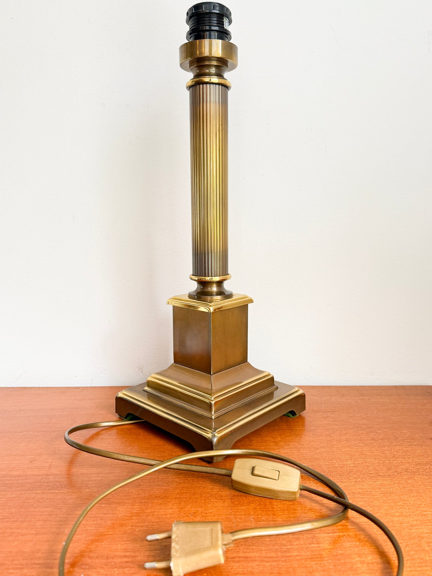 Herda Amsterdam Brass XL Table Lamp | Mid-Century Hollywood Regency, 1960/70s