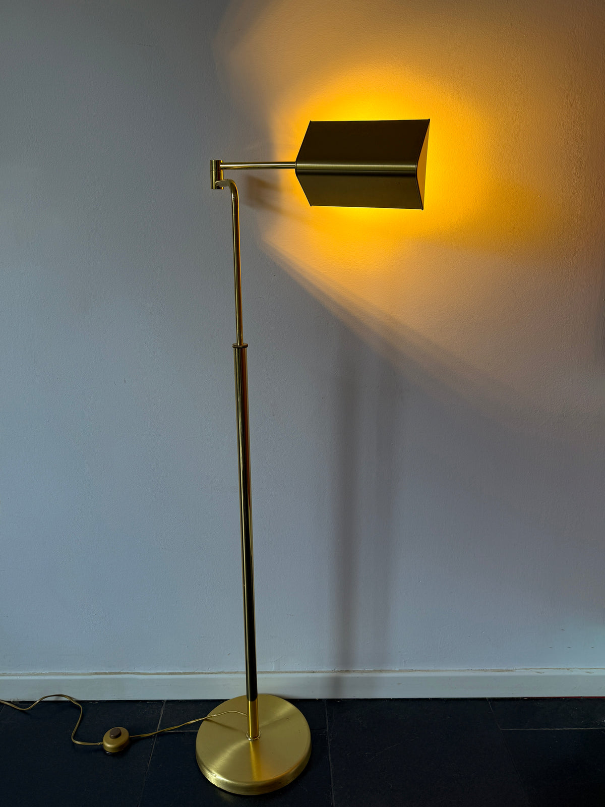 Vintage Dijkstra Brass Floor Lamp with Adjustable Height and Swing Arm | Mid-Century Modern, 1970s