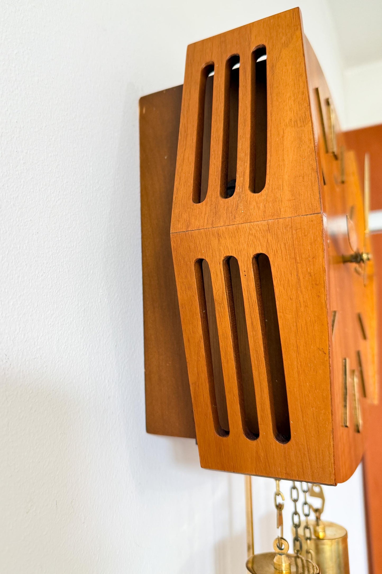 Vintage Wuba Pendulum Wall Clock | Mid-Century Modern, 1960/70s