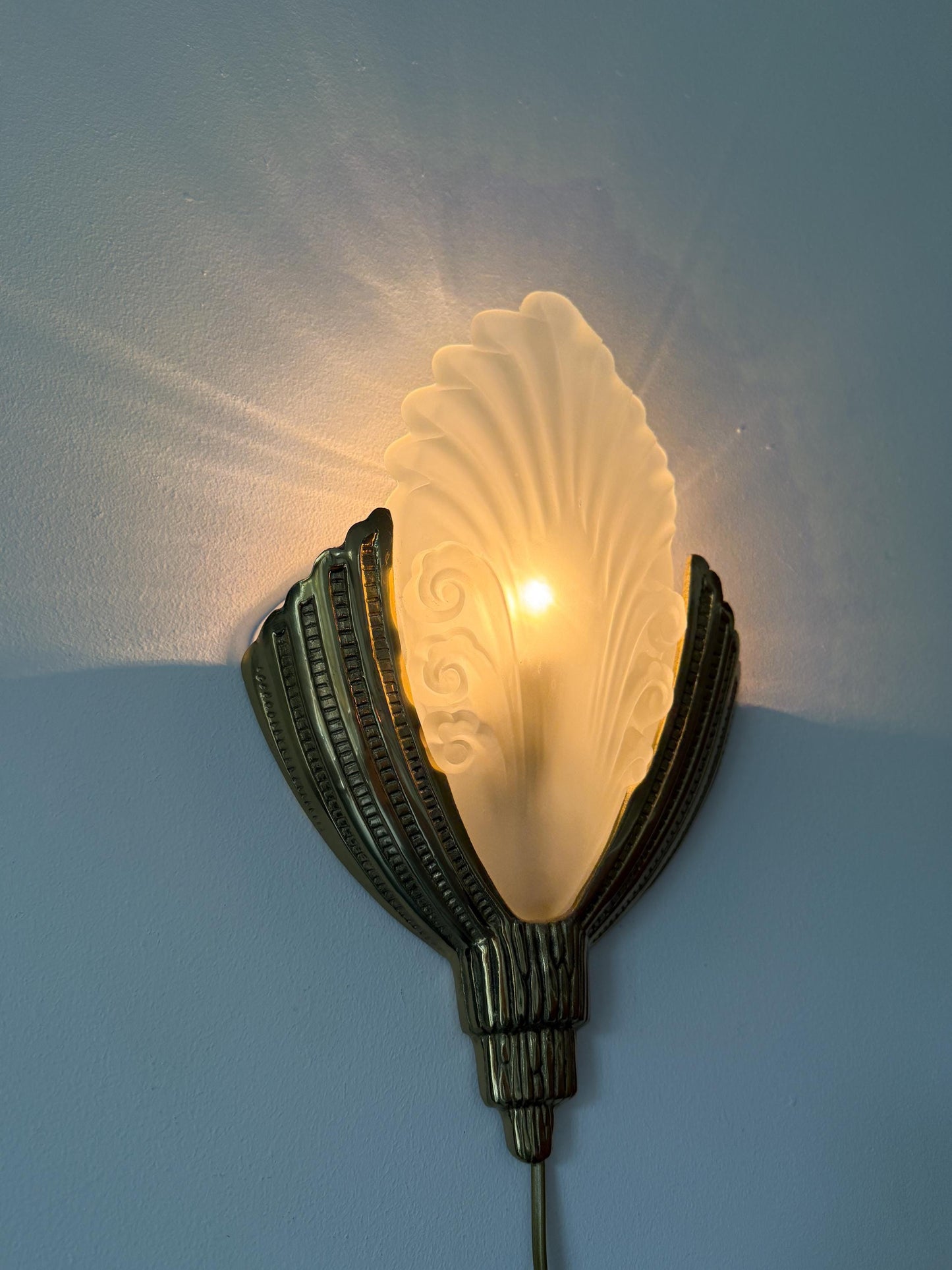 Art Deco Wall Sconce by Marcel Hudry & Val Saint Lambert | 1930s