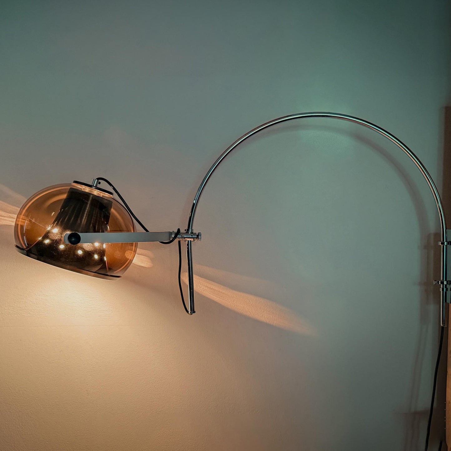 Mid-Century style mushroom wall lamp by Dijkstra, vintage metal wall light with curved arc arm.