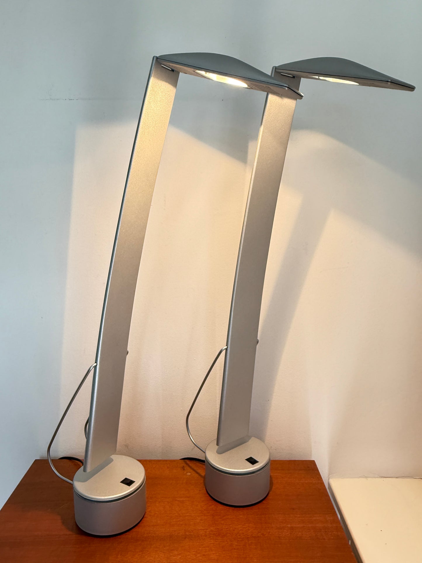 Vintage Italiana Luce Desk Lamp 'Dove' by Mario Barbaglia & Marco Colombo | Modern Italian, 1980s