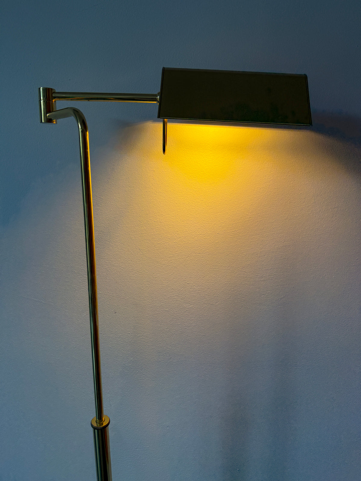 Vintage Dijkstra Brass Floor Lamp with Adjustable Height and Swing Arm | Mid-Century Modern, 1970s