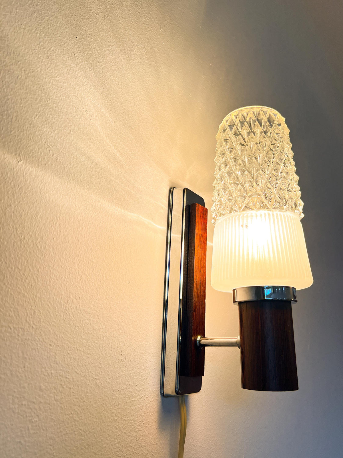 Vintage Teak and Glass Wall Lamp | Scandinavian Mid-Century style, 1960s