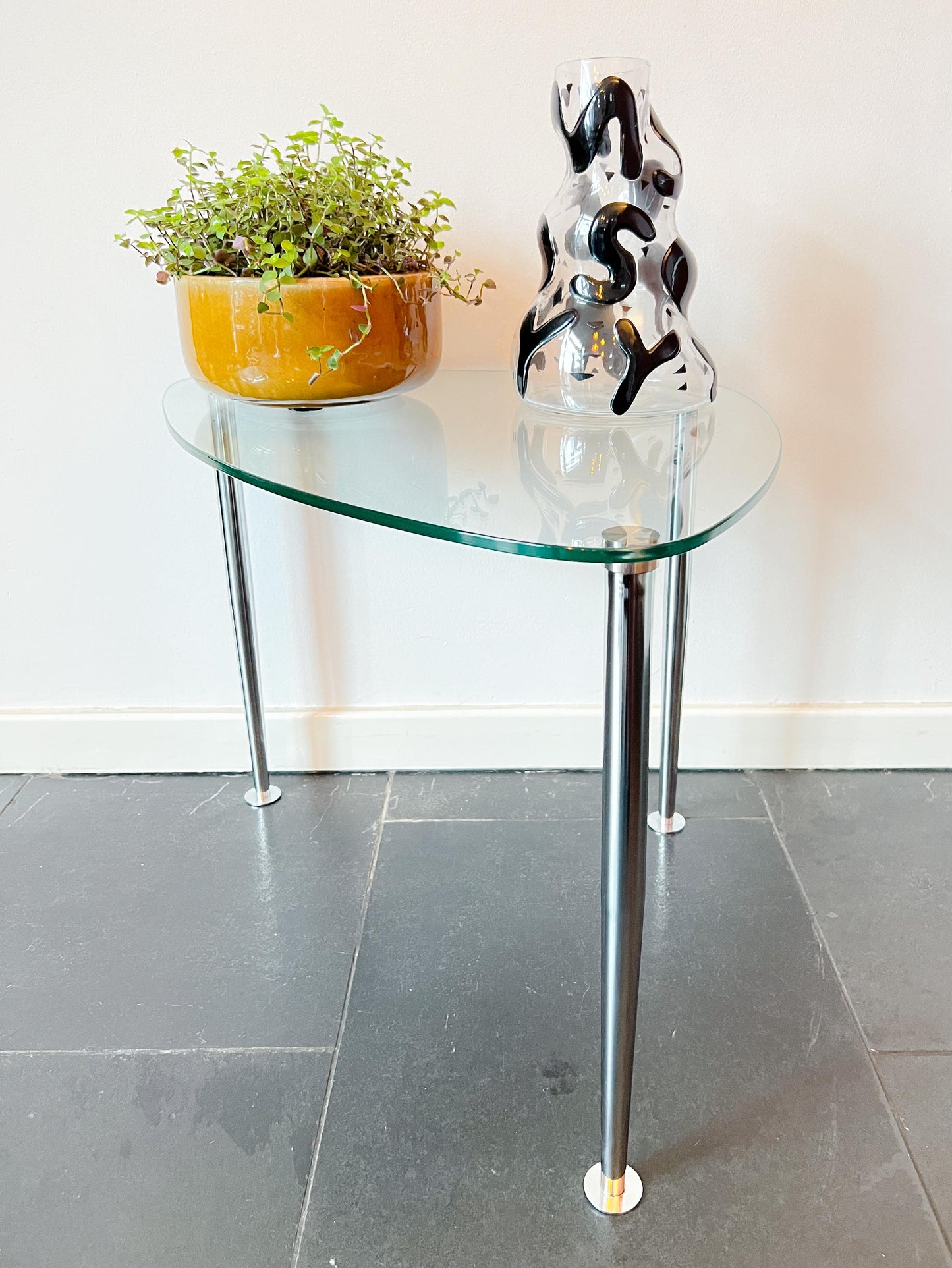 Vintage Triangular Coffee Table in Glass and Chrome | Minimalist Modernist, 1960/70s
