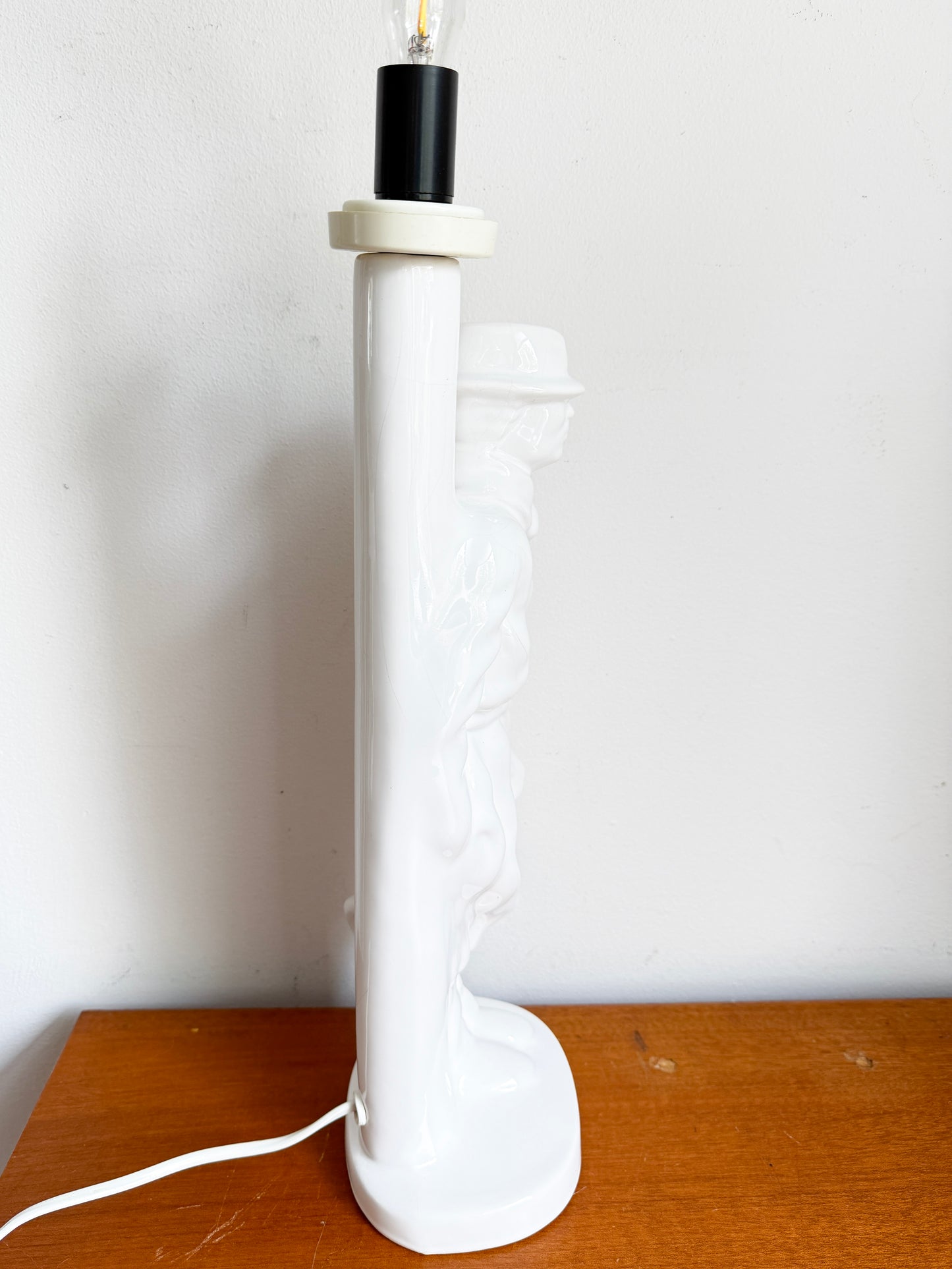 Vintage Ceramic Detective Table Lamp | Modernist, late 20th Century