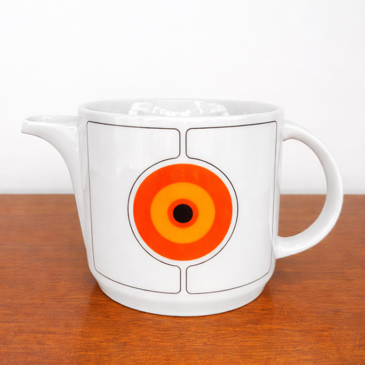 Mid-Century tea or coffee pot by Barbara Brenner and Hans Theo Baumann for Thomas Germany, 1970s. By Vintagefindsbyrenata