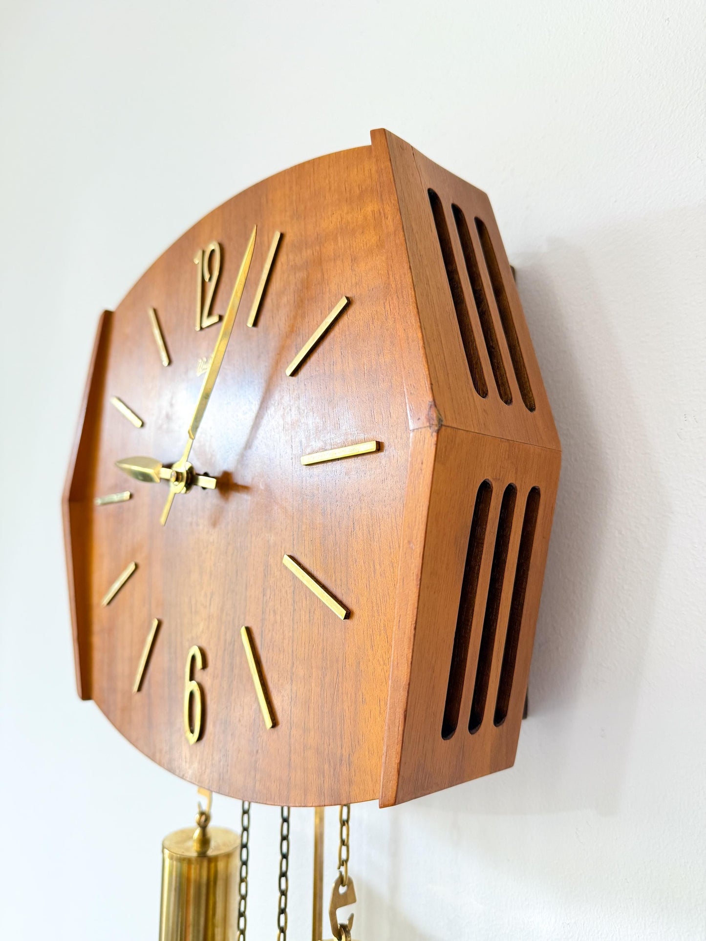 Vintage Wuba Pendulum Wall Clock | Mid-Century Modern, 1960/70s