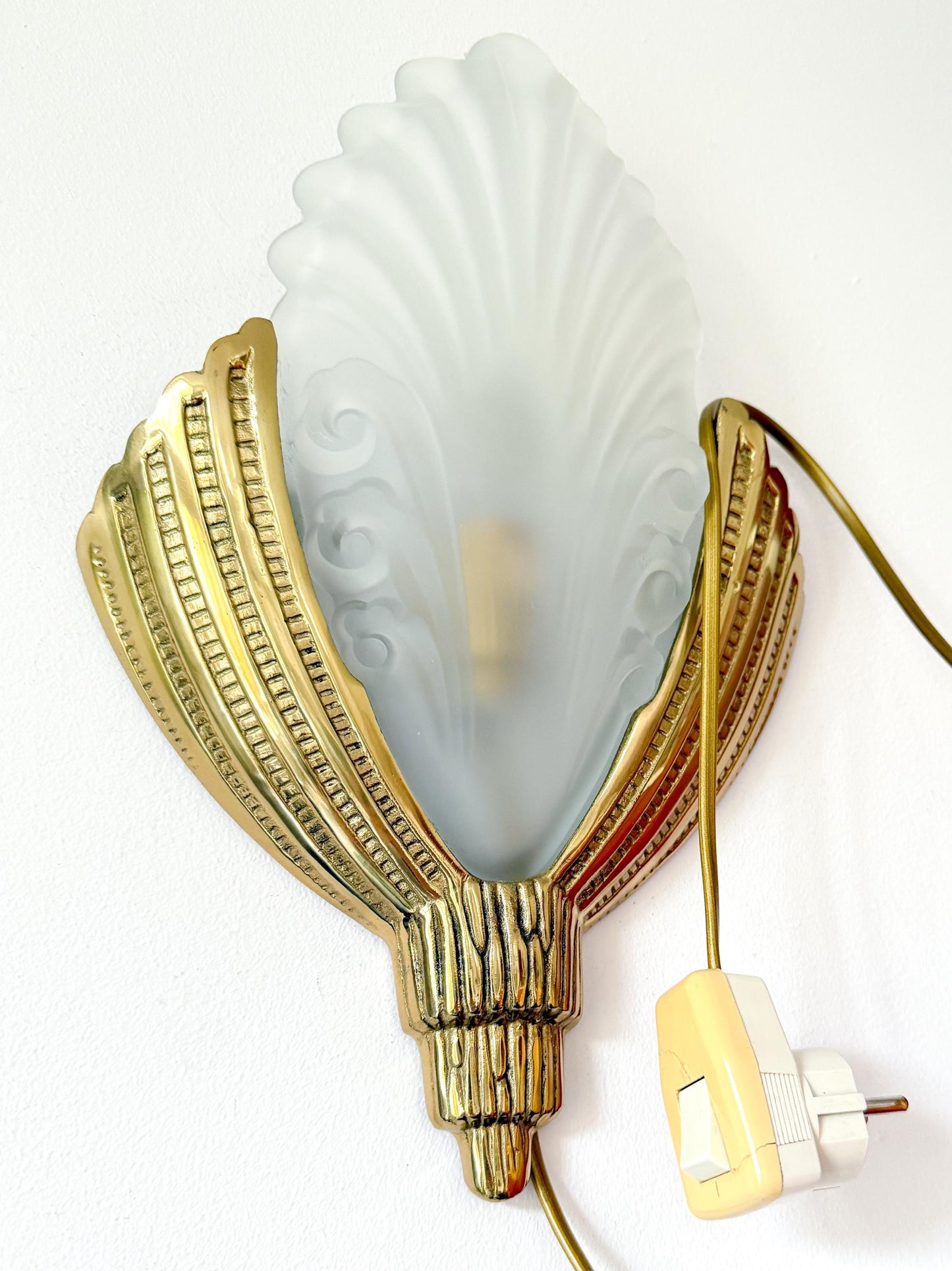 Art Deco Wall Sconce by Marcel Hudry & Val Saint Lambert | 1930s